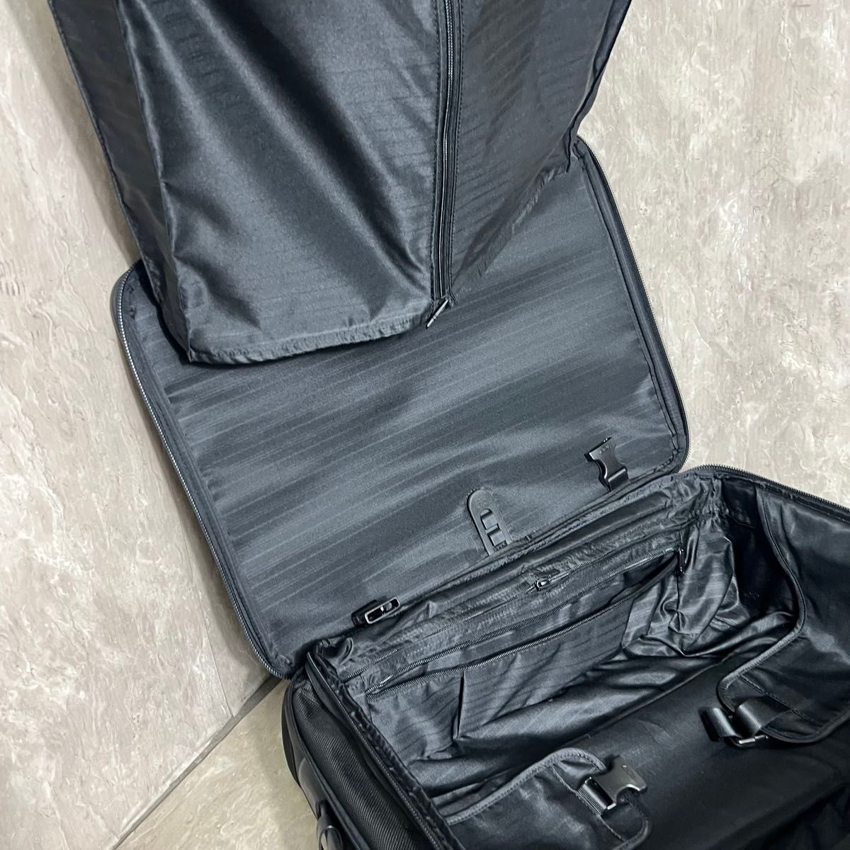 極美品 TUMI トゥミ 22909DH Alpha スーツケース キャリー 極美品 TUMI 22909DH Alpha スーツケース キャリー 通勤 出張