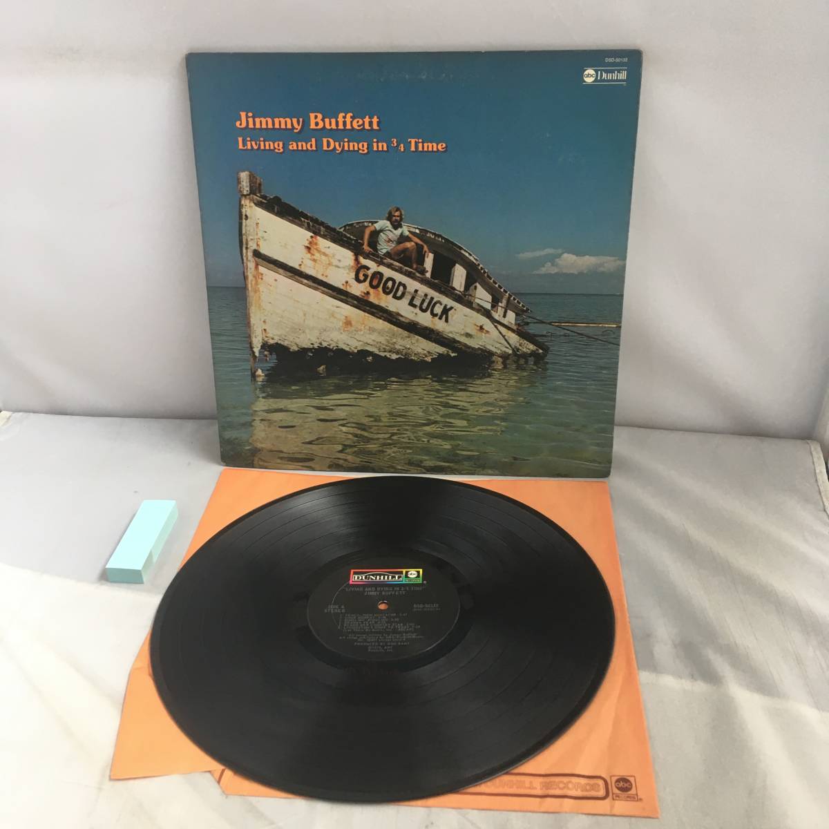 w2054【レコード　Jimmy Buffett / Living And Dying In 3/4 Time　DSD-50132】_画像1