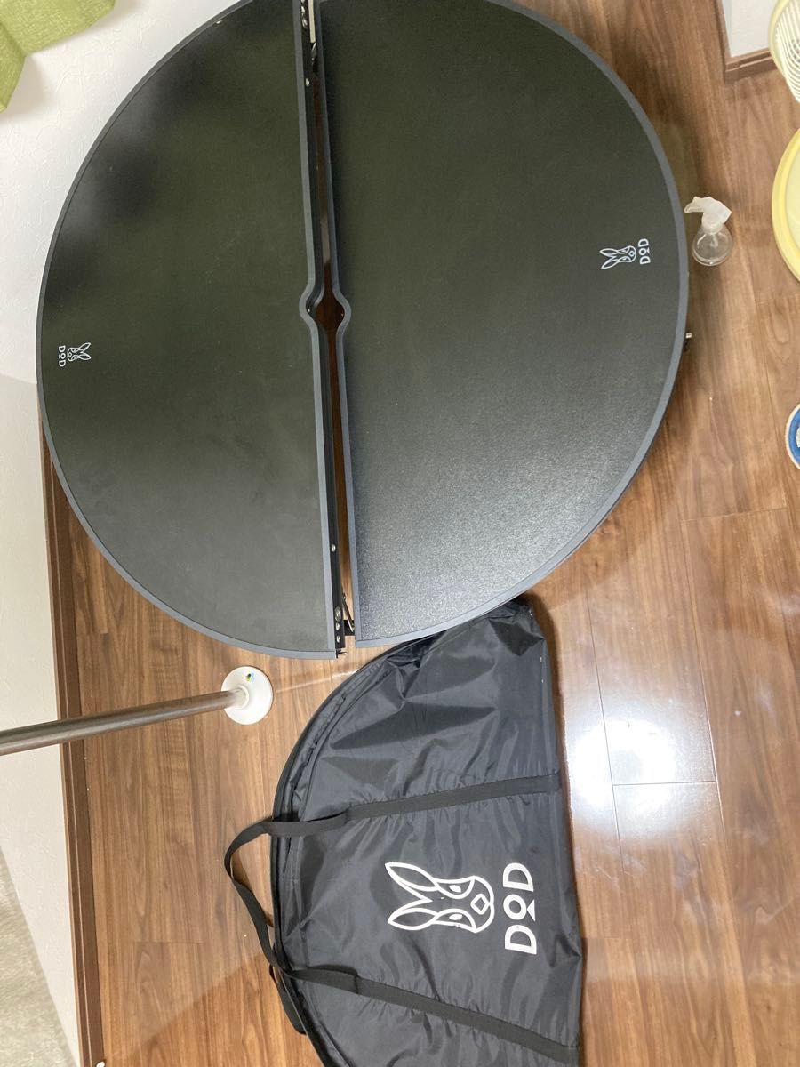 【DOD】ワンポールテントテーブル【中古品】 中古品 DOD ディーオーディー ワンポールテントテーブル TB6-487