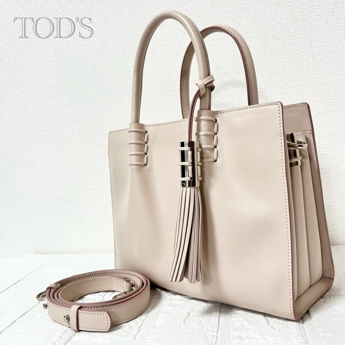 美品 TOD’S トッズ ショルダーバッグ 2way 極美品】未使用級 TOD'S トッズ ハンドバッグ 2way ショルダー付