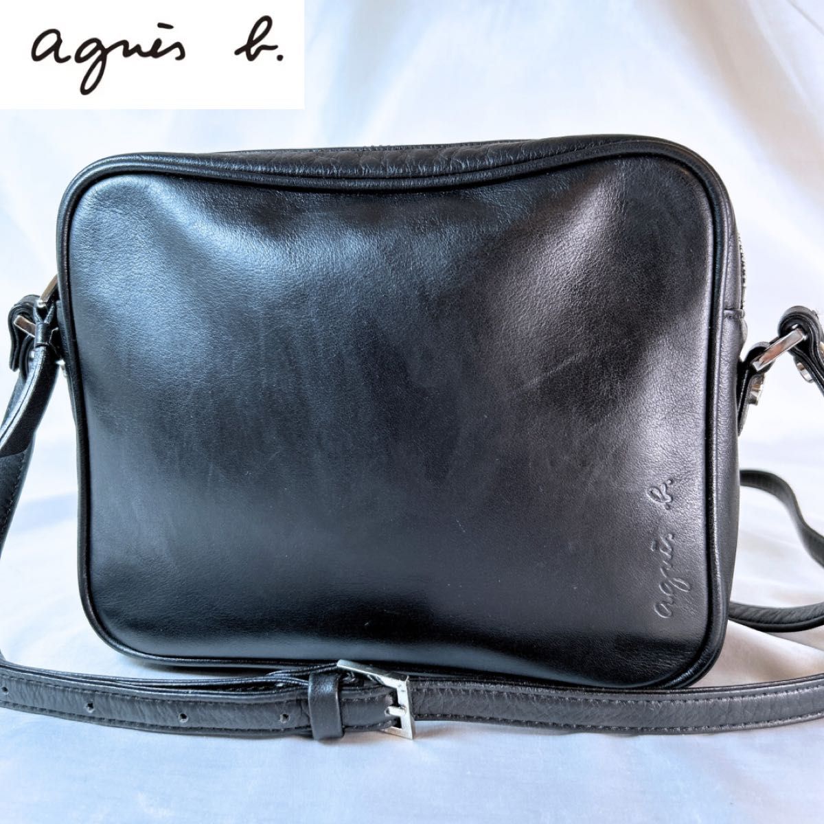 超美品!! agnes b アニエスベー カメラバッグ ショルダー レザー 黒 agnes b アニエスベー ショルダーバッグ カメラバッグ レザー 本