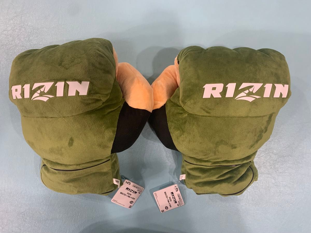 新品未使用 RIZIN BIGグローブ ぬいぐるみ 右手 左手 2種セット RIZIN BIGグローブぬいぐるみ 右手 左手 2点セット|Yahoo