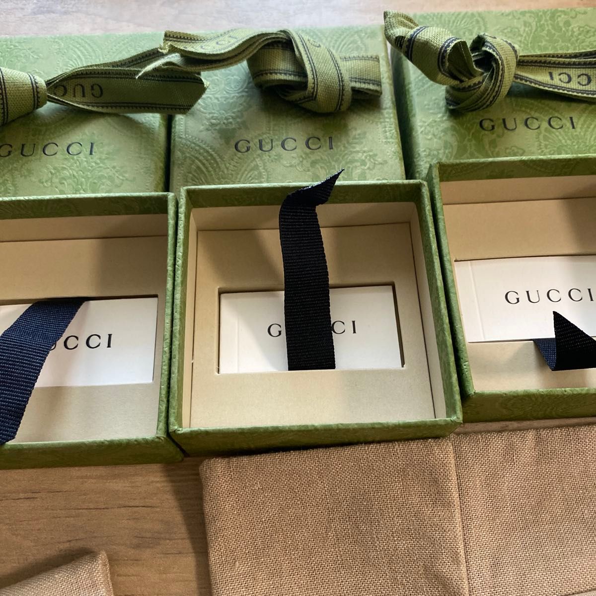 美品*グッチ GUCCI アクセサリー入れ ケース 保存袋 空箱 10個セット GUCCI アクセサリーBOX 空箱 ジュエリーケース 保存袋 リボン
