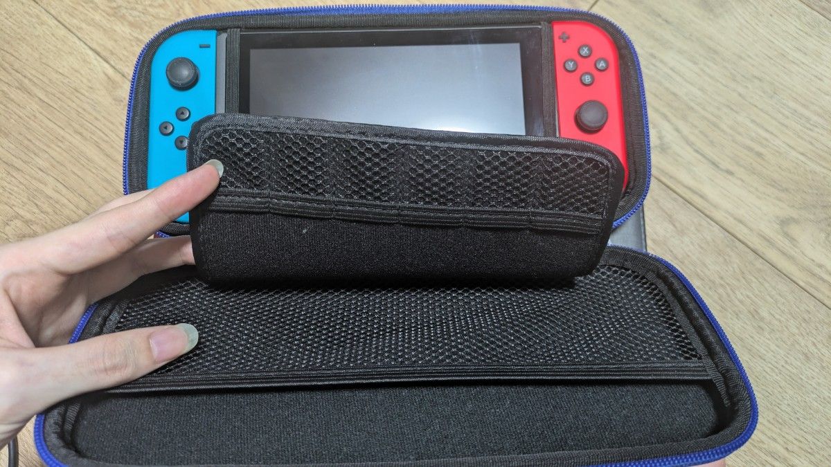 【ケース付き】Nintendo Switch 本体 Nintendo Switch 本体 ケース付き|Yahoo!フリマ(旧PayPayフリマ)