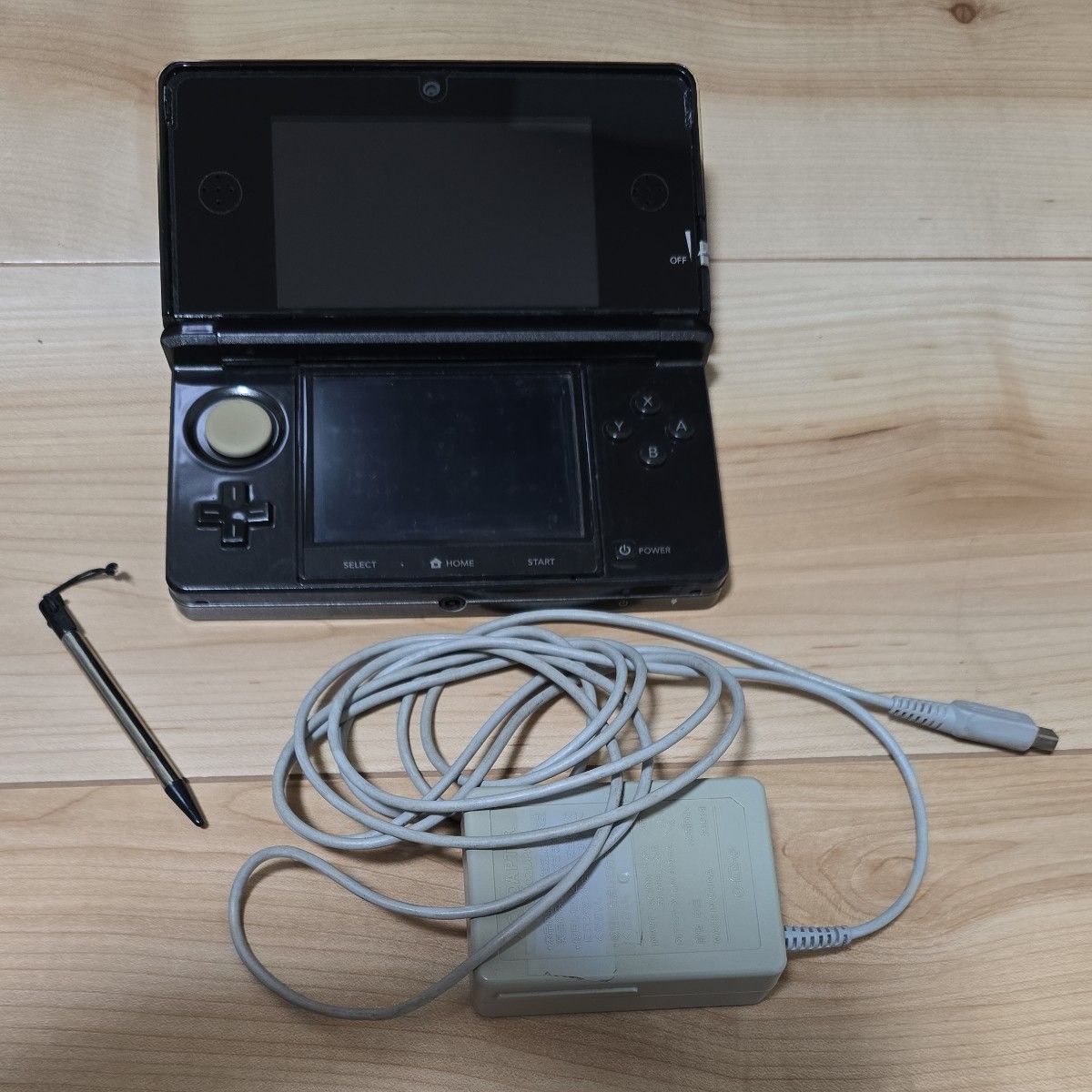 ピカチュウ 3ds 限定カラー 本体、充電器のみ 任天堂 3DS 本体・充電器のみジャンク|Yahoo!フリマ(旧PayPay