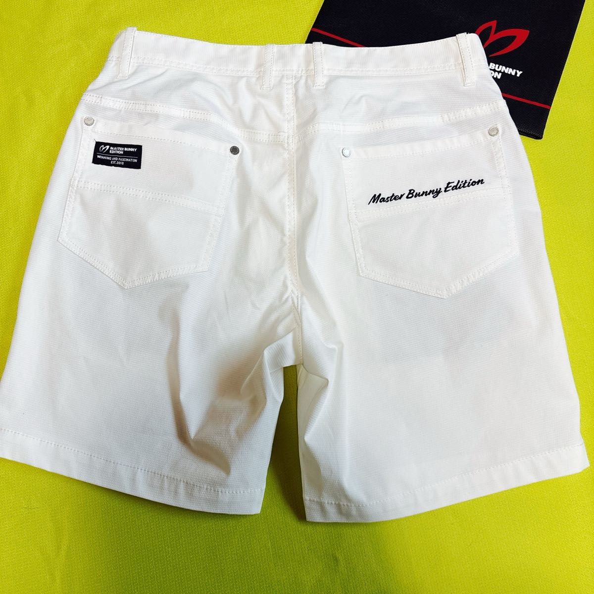 マスターバニーエディション ドライストレッチアンクルパンツ サイズ4 美品 未着用 マスターバニーエディション 速乾ドライ ハーフパンツ 4