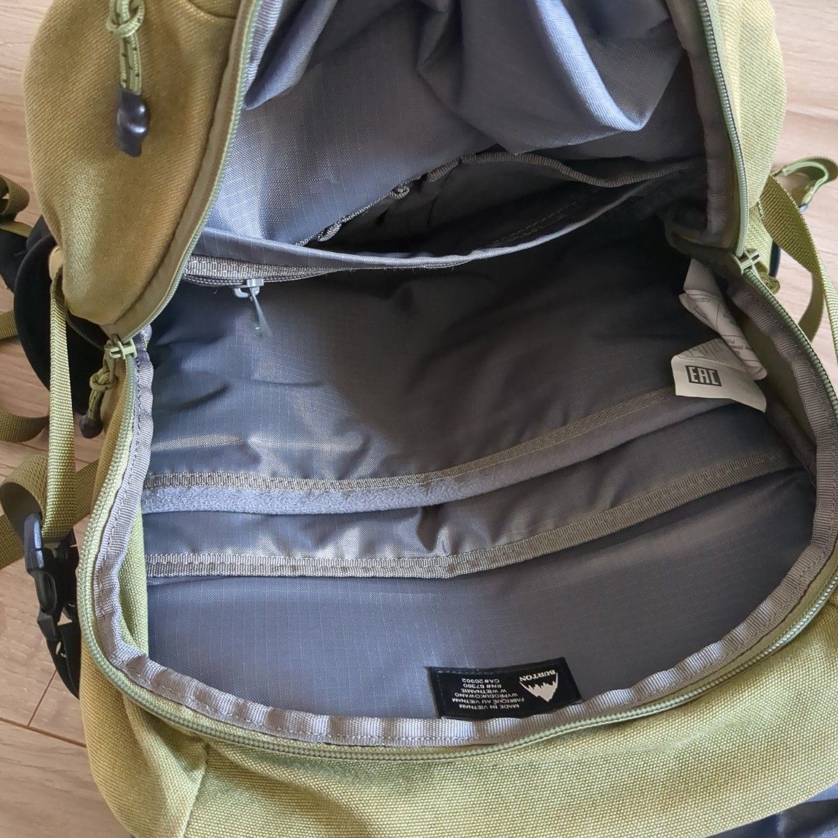 BURTON オリーブグリーン ロールトップリュック BURTON バックパック オリーブ|Yahoo!フリマ(旧PayPayフリマ)