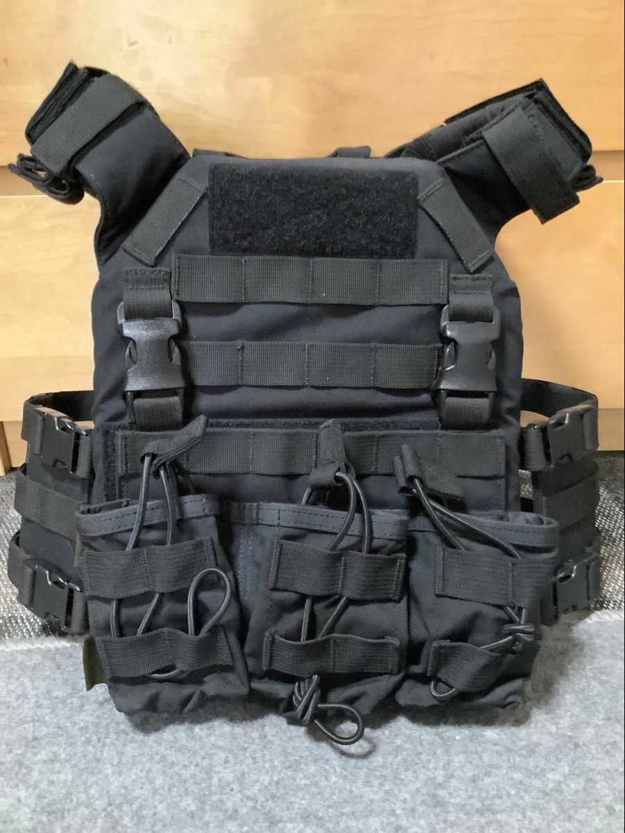 ウォーリアアサルトシステム プレートキャリア(3連マグポーチ付き) WARRIOR ASSAULT SYSTEM Recon プレートキャリア 3連マグポーチ
