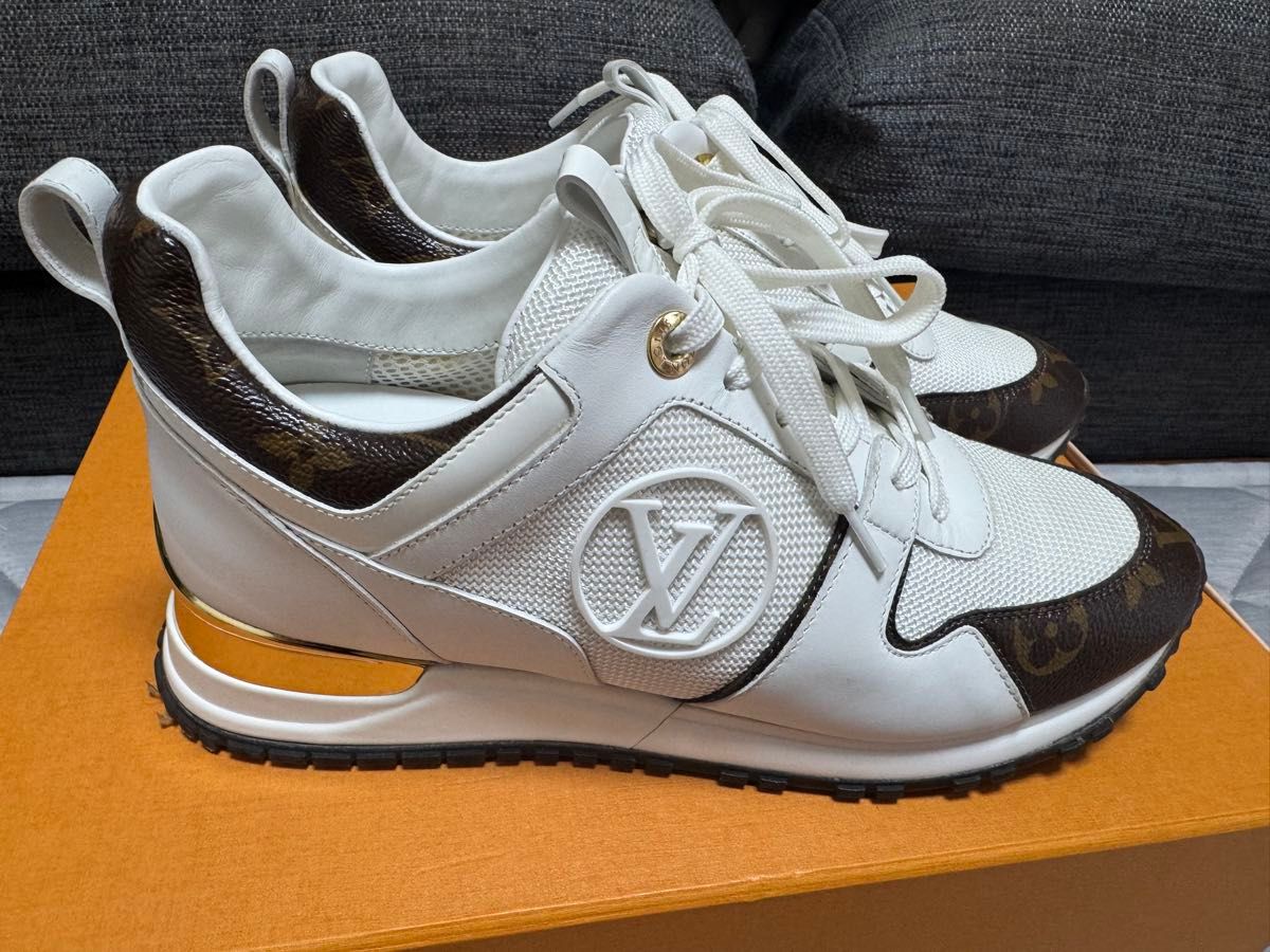 ☆.♥美品♥.☆ ランアウェイ スニーカー モノグラム 美品 Louis Vuitton ルイヴィトンスニーカー ランアウェイ