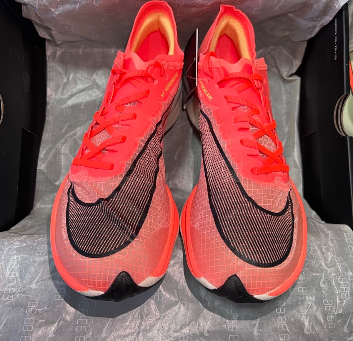 値下げ!ほぼ新品未使用!!NIKE ヴェイパーフライネクスト% 27cm 国内正規品 新品最安値】NIKEzoomヴェイパーフライNEXT%27 0箱