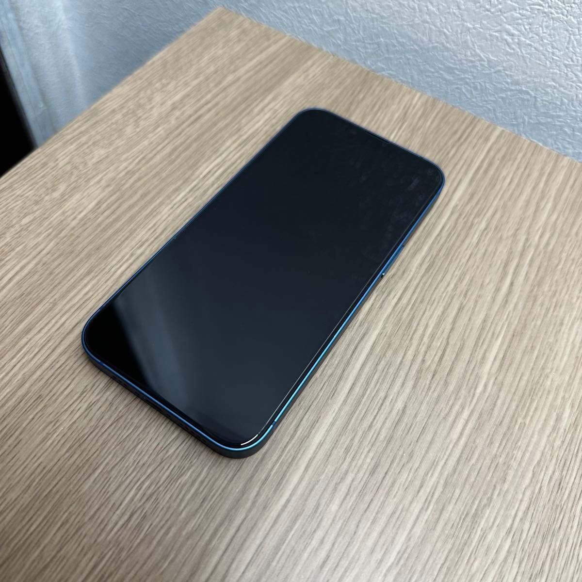 【美品】Apple iPhone 13 ガラスフィルム付き ガラスフィルム付き 美品 国内版 iPhone 13 128GB SIMフリー