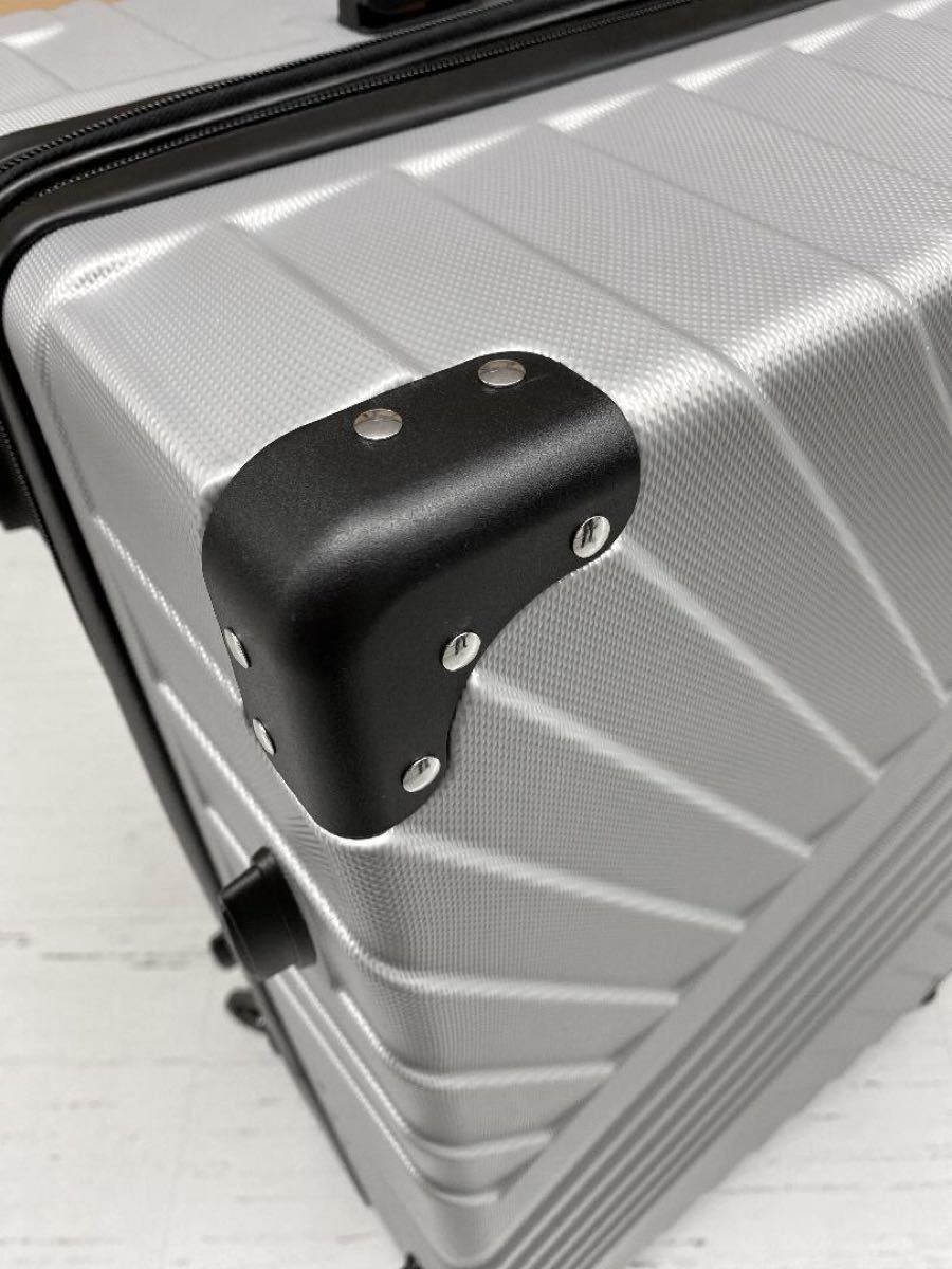中型軽量スーツケース 8輪静音キャリーバッグ TSAロック付き Mサイズシルバー