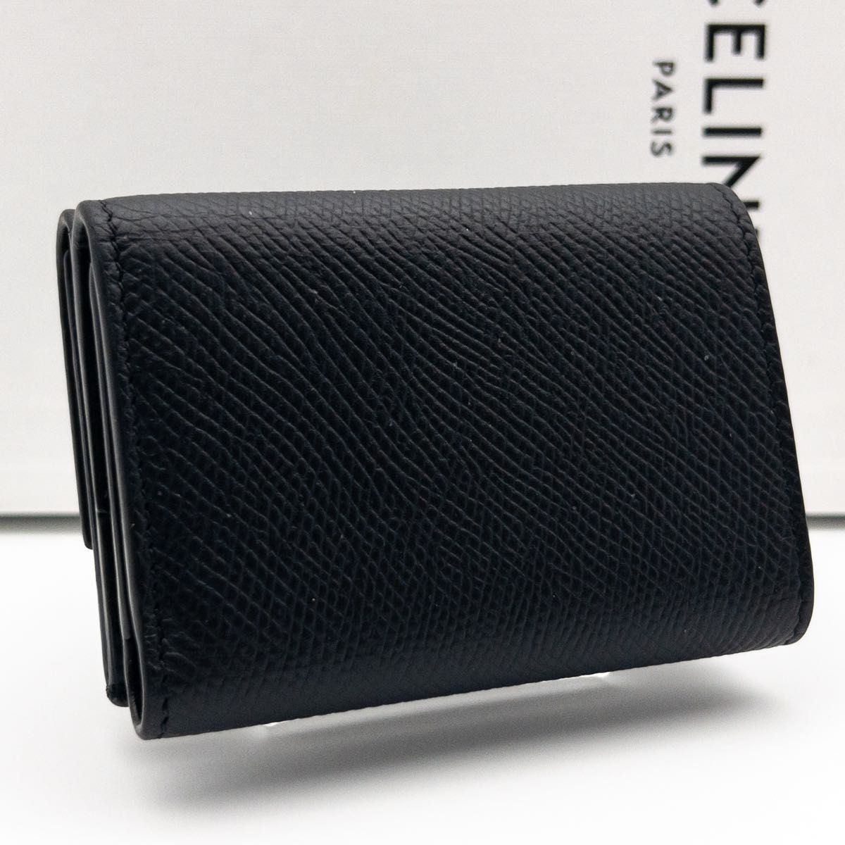 値下げ中!超美品!CELINE コンパクトウォレット 超極美品】CELINE フォールデッドコンパクトウォレット 三つ折り