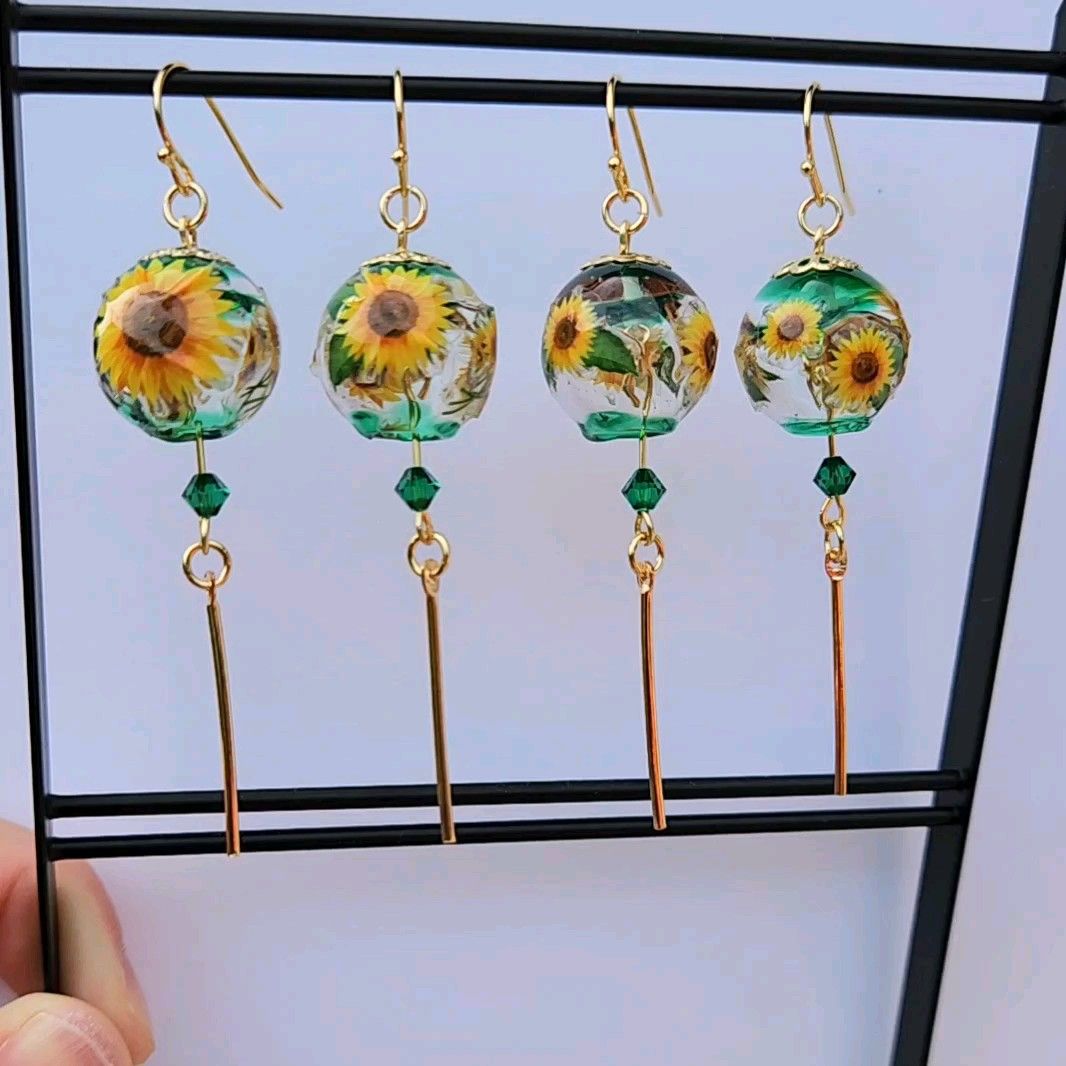 向日葵 風鈴 スワロフスキー レジン ピアス イヤリング