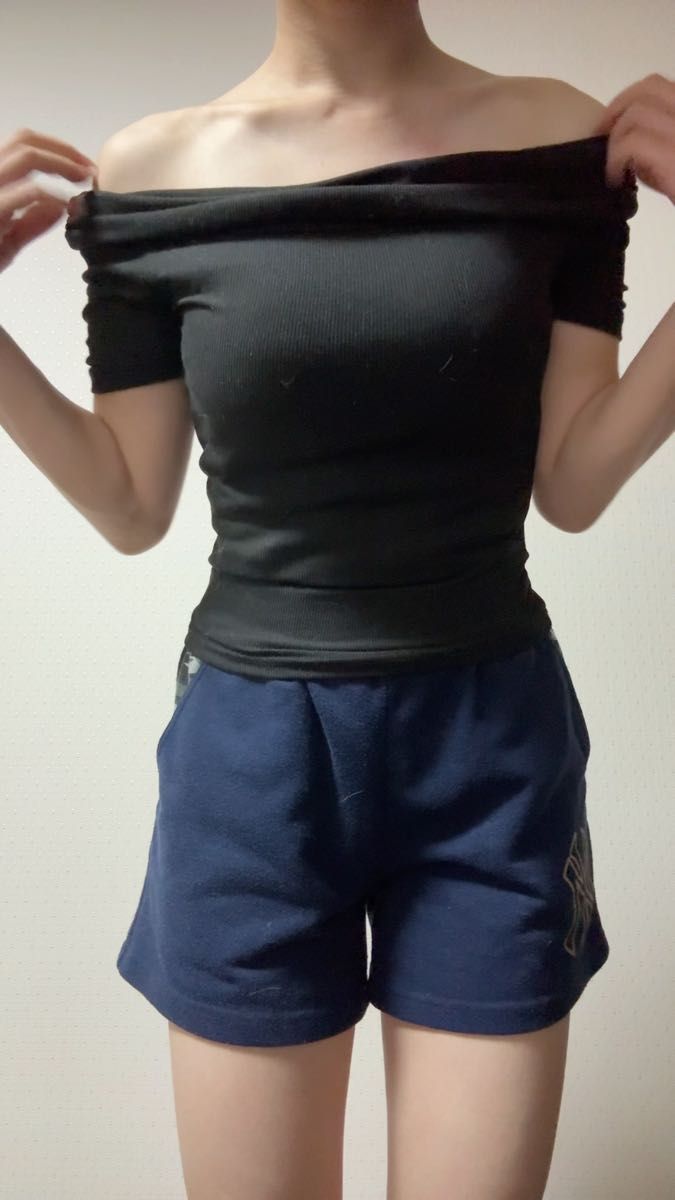トップス オフィショルダー 華奢みえ
