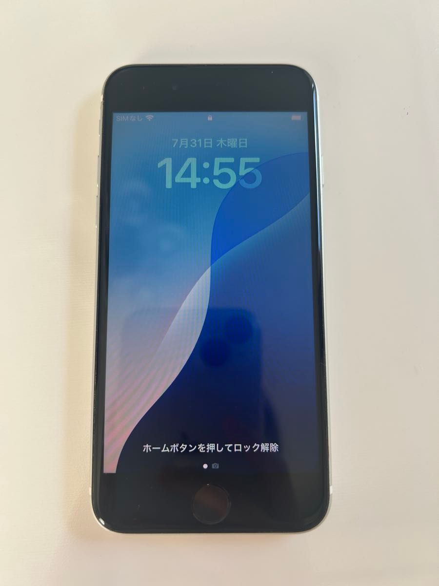 iPhone SE 第1世代 32GB バッテリー94% SIMロック解除済 iPhone SE 64GB SIMロック解除済み 初期化済み 純正バッテリー