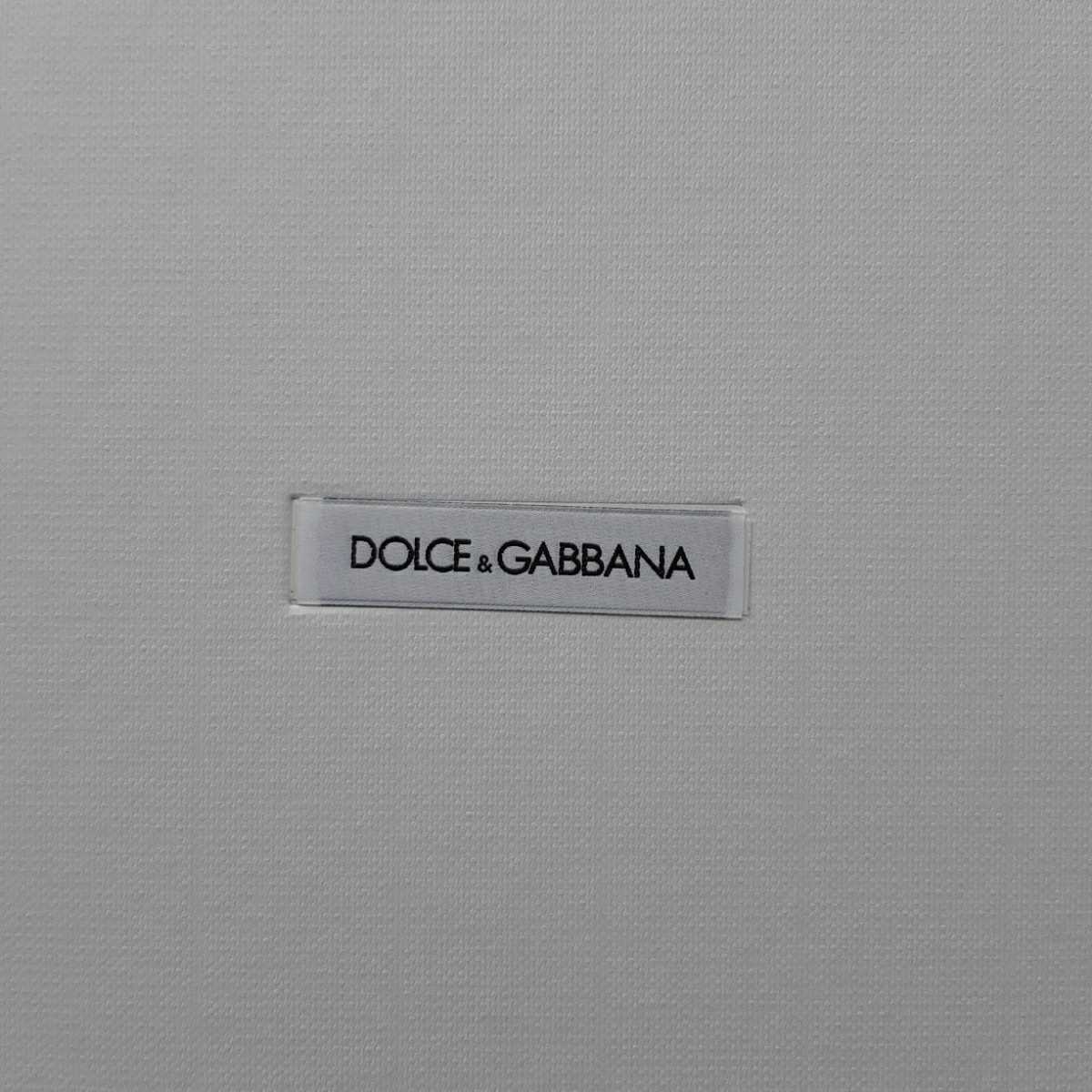 ☆美品☆DOLCE&GABBANAの洋服が入っていた箱☆ドルチェ&ガッバーナ、ドルガバ☆白色、サイズ大☆自宅保管品_画像3