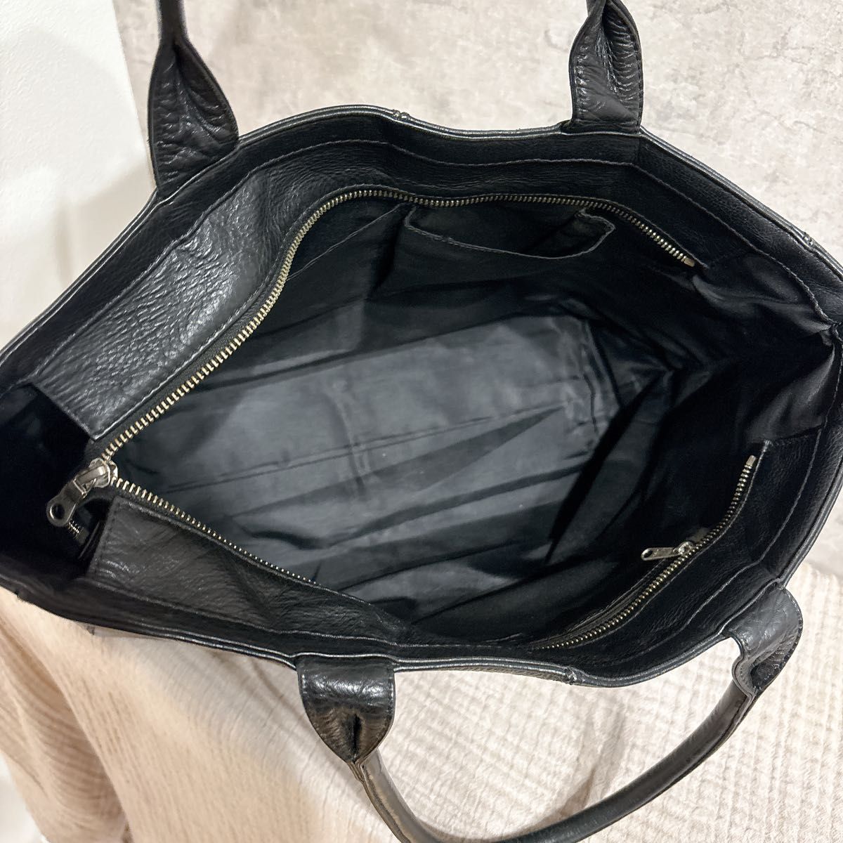 良品✨SHIPS オールレザー トートバッグ ビジネスバッグ 肩掛け メンズ 黒 美品 SHIPS シップス 肩掛け ビジネス トートバッグ ブラック