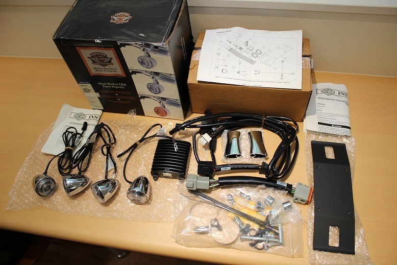  Mini LEDu in car kit + mount kit. set!/ Softail model /HD 69476-07,HD 70492-07/ unused goods!