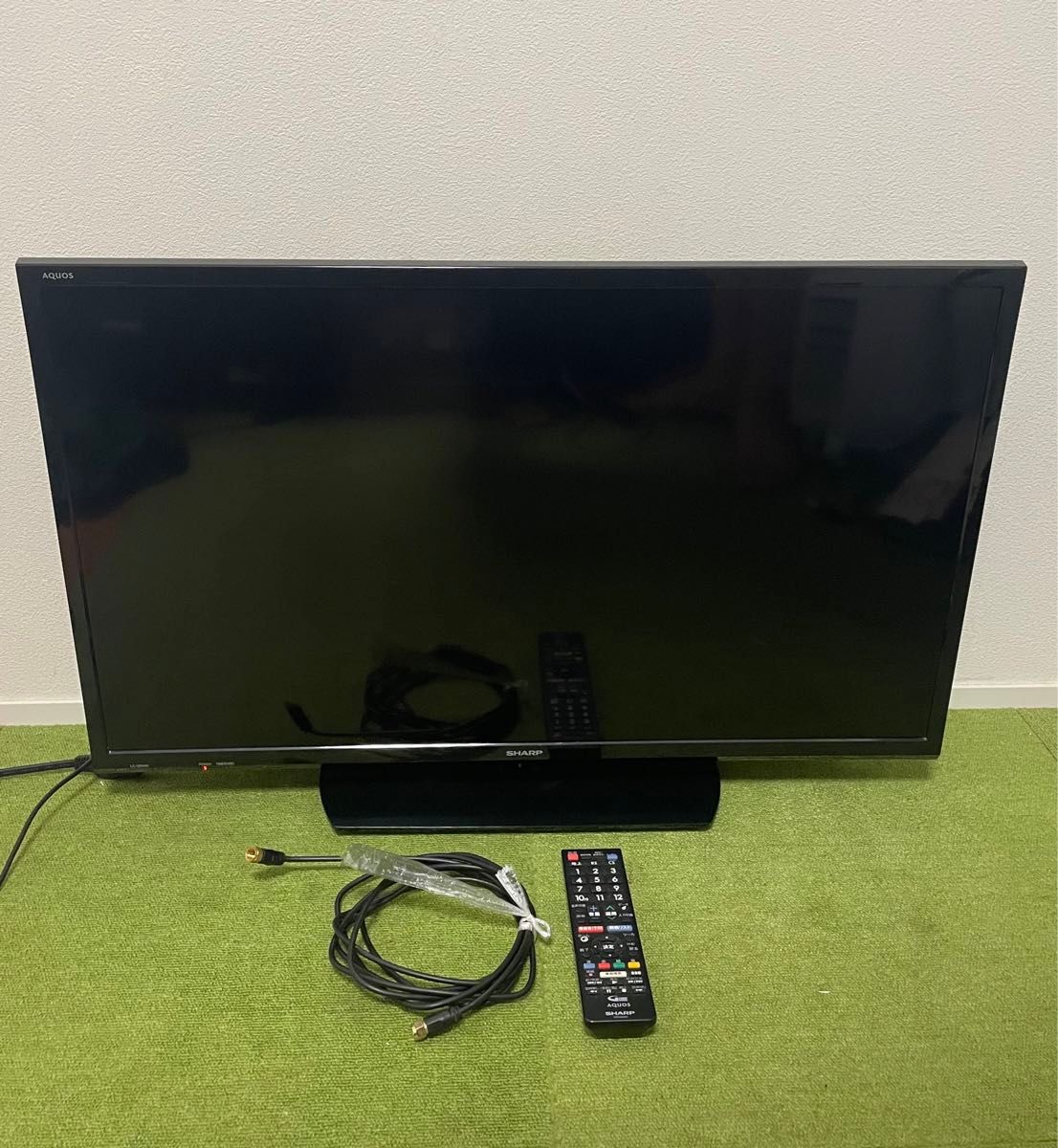 シャープ 液晶テレビ 32V型 AQUOS LC-32H40 裏番組録画対応 シャープ 液晶テレビ 32V型 AQUOS LC-32H40 裏番組録画対応