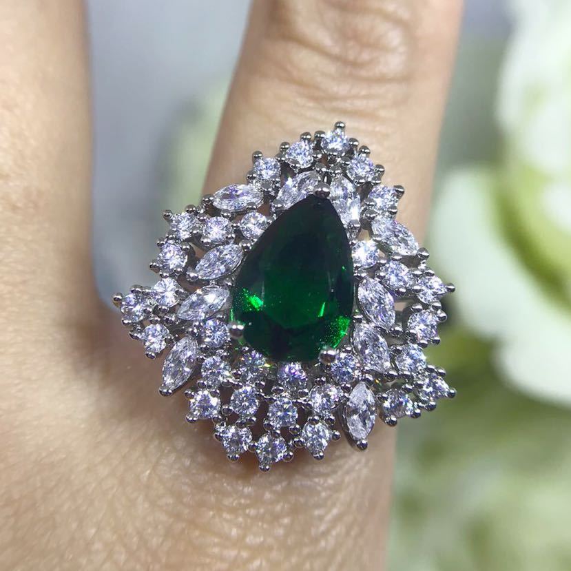  liquidation price *13 number * emerald . white topaz. gorgeous ring * lady's ring silver accessory color stone cz ring new goods gem 