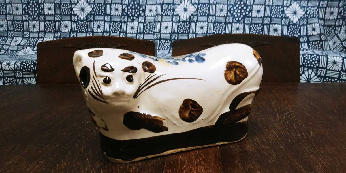 中国　清時代　民窯　陶枕（とうちん） 陶器製の枕　虎を形取った虎枕 清