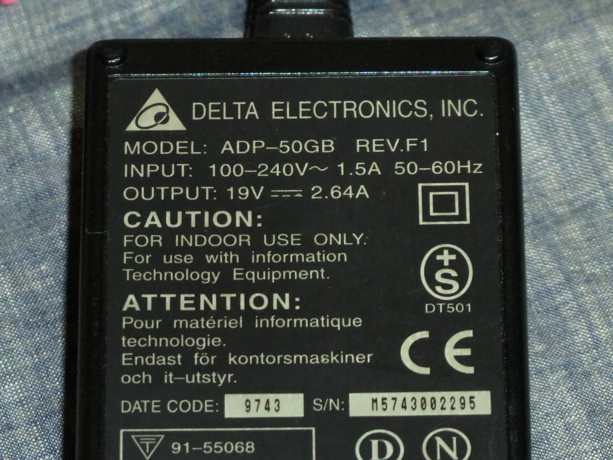 DELTA ノートパソコン用 ACアダプターADP-50GB AC100~240 DC19V Φ5.4mm 即決 送料無料 #107_画像3