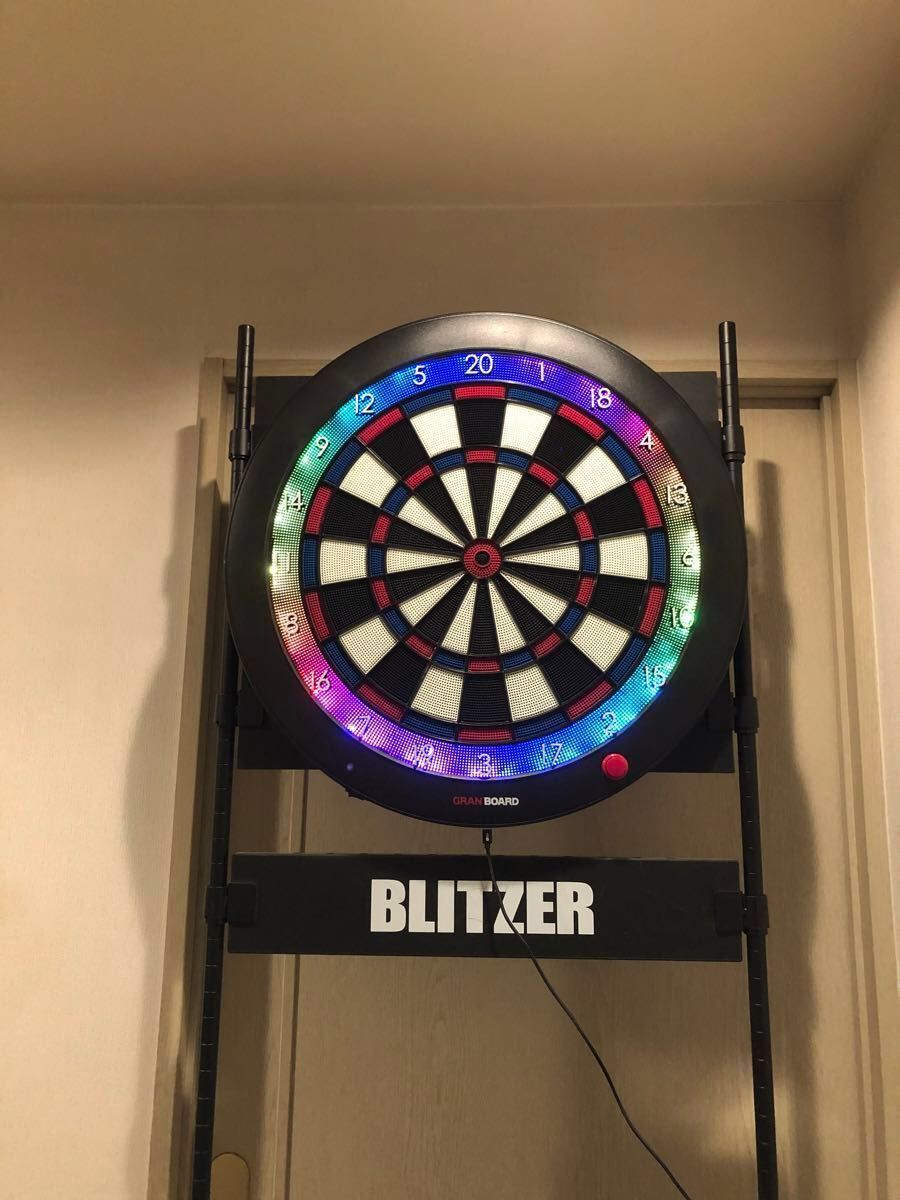 jjyvdgさん専用 BLITZER 電子ダーツボードセット BLITZER GRAN BOARD3s 電子ダーツボード スタンドセット|Yahoo