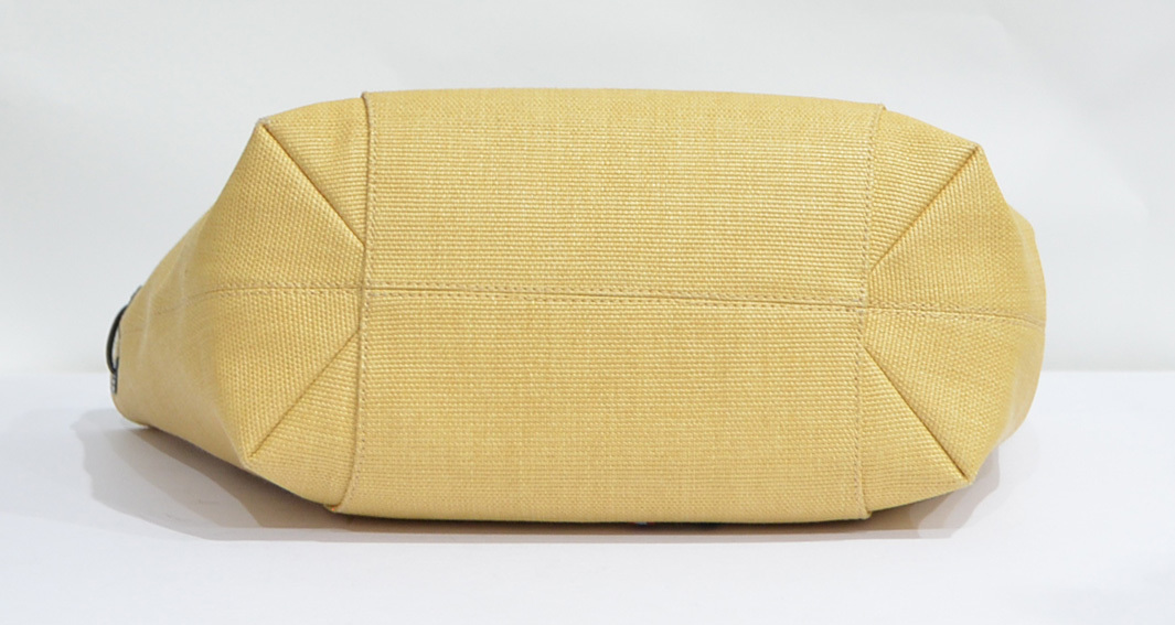 Roger Vivier ロジェヴィヴィエ 伊勢丹ポップアップストア限定 Flower-Embroidered Straw Tote Bag ストロートートバッグ Y-286749