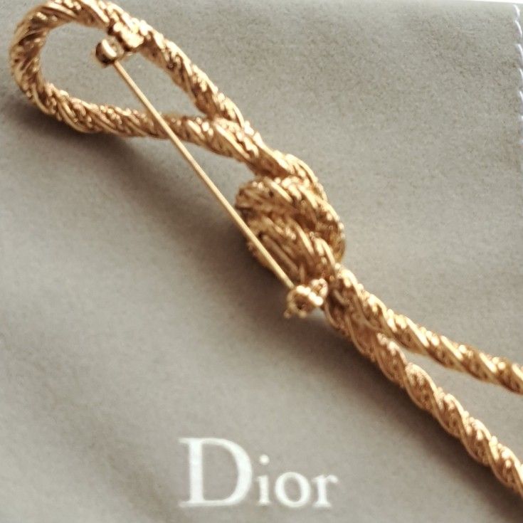 Dior ディオール ヴィンテージ ブローチ ロープ リボンモチーフ 美品 クリスチャンディオール ブローチ リボン ロープモチーフ