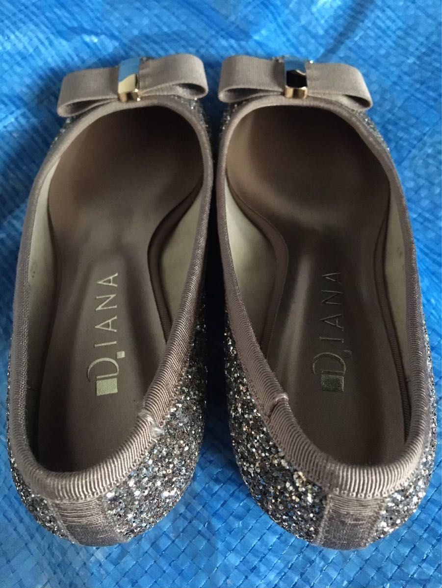 極美品 ダイアナ グリッター リボン ブラック フラットシューズ 22.5 極美品 DIANA ダイアナ フラットパンプス リボン グリッター 22
