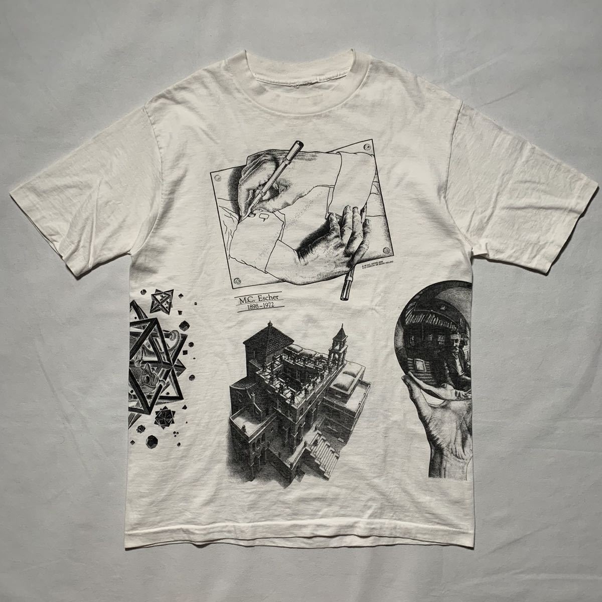 80s MC ESCHER ヴィンテージ アート Tシャツ 騙し絵 マルチプリント ANDAZIA USA製 / 古着 Supreme Keith  Haring Picasso 90s