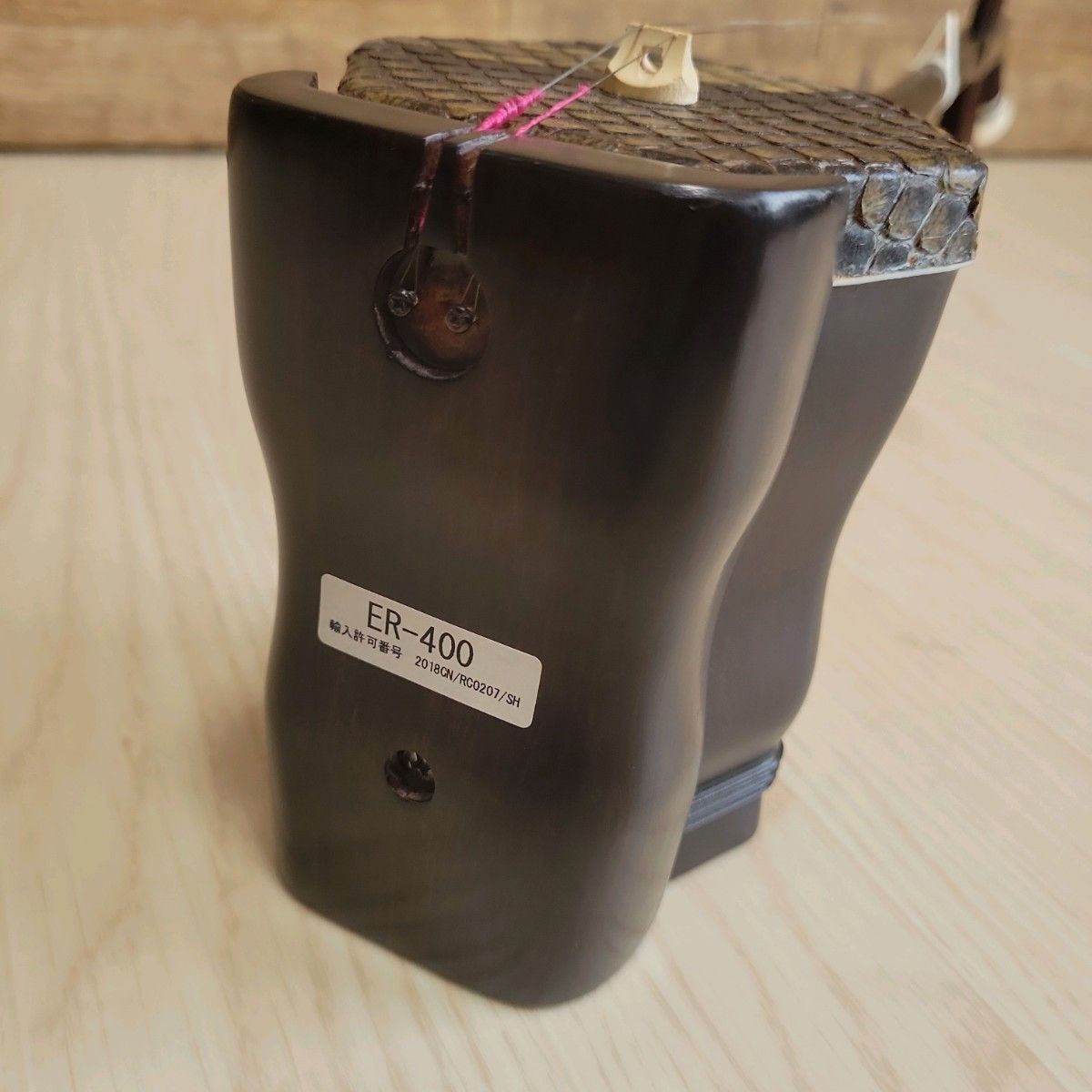 中国楽器 二胡 ヘビ皮 ニシキヘビ 錦蛇 二胡姫 専用ケース付き ほぼ未使用 古月琴坊 紅木 二胡 ニシキヘビ皮 ER-400 セミハードケース付