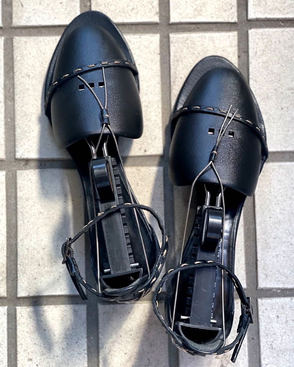 【FENDI】アンクルストラップ レザー フラット サンダル 激レア ストラップXチェーン・黒革サンダル【FENDI】約23 5 送料込|Yahoo