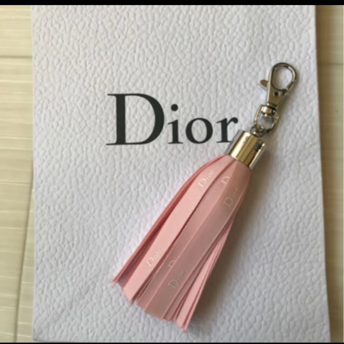 ディオール Dior フリンジ リボン タッセル チャーム ノベルティ 非売品
