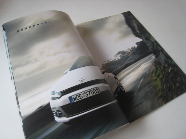 【希少/カタログ】フォルクスワーゲン『 VW Scirocco フォルクスワーゲン・シロッコ 』2009年/42ページ_画像2