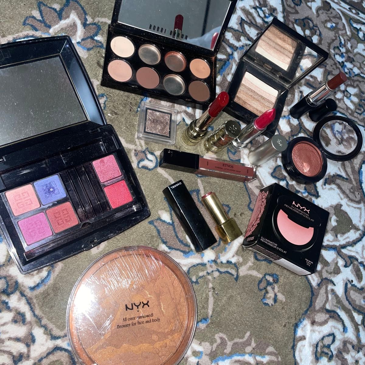 デパコス•プチプラまとめ売り Dior, Chanel, Givenchyなど デパコスまとめ売り CHANEL GIVENCHY ADDICTION|Yahoo!フリマ