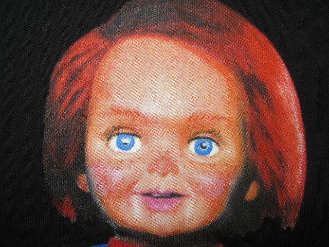 ★古着 2018年 UNIQLO ユニクロ WOMEN バックトゥーザ80’s グラフィックTシャツ 半袖 M 黒 CHUCKY チャッキー チャイルドプレイ 女性用★_画像5