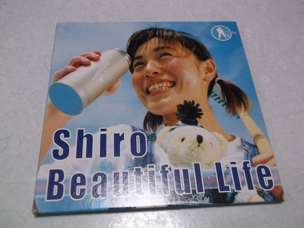 ]　shiro CD♪盤面美品 【　Beautiful life　】_画像1