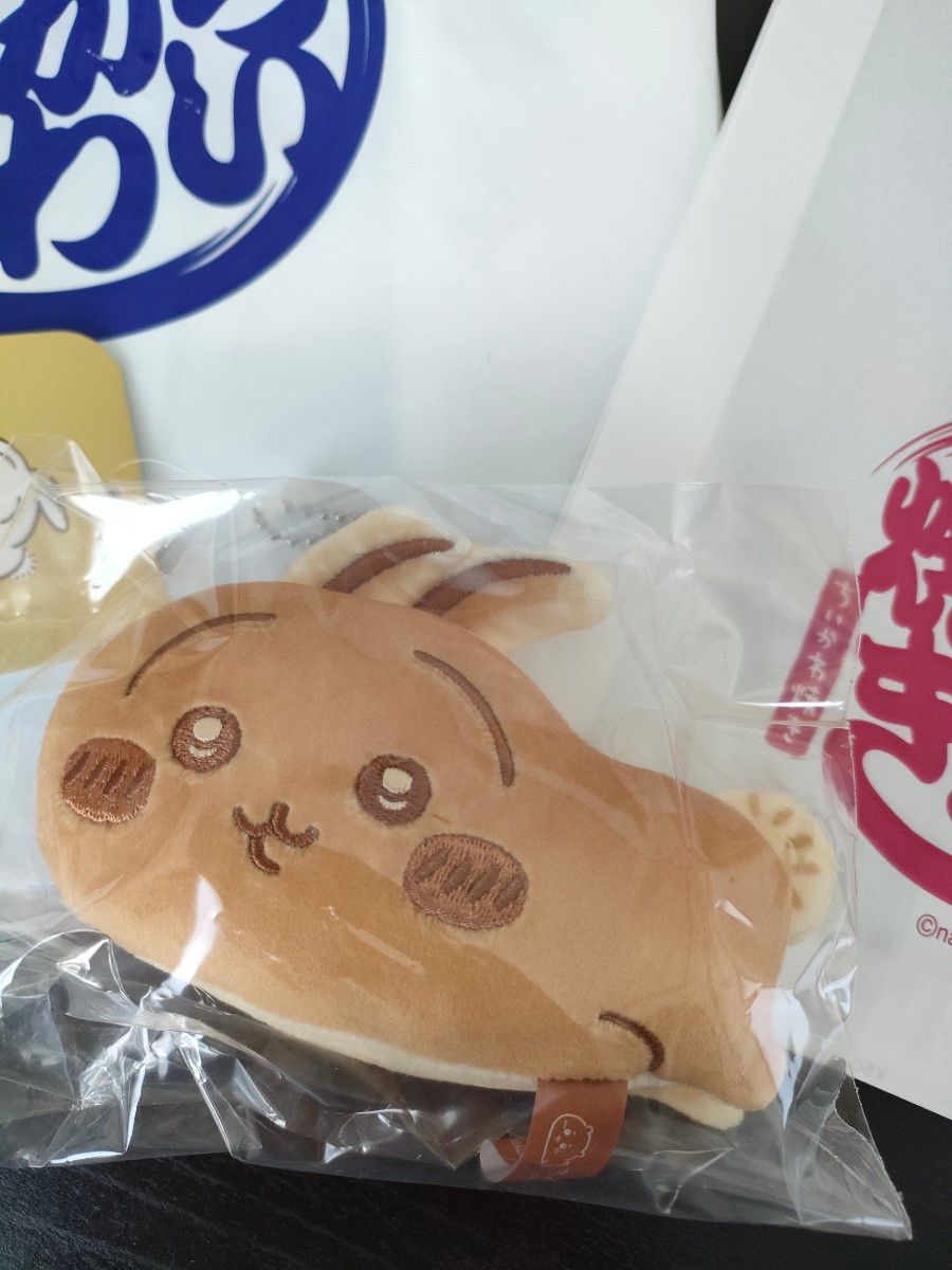 ちいかわ焼き はちわれ、うさぎ、ちいかわ ショッパー大付き ちいかわ焼き うさぎ マスコット ショッパーと紙袋付き