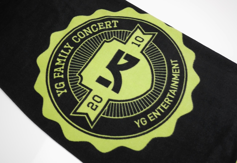 美品 BIGBANG YGファミリーコンサート2010ブランケット フード ポンチョ120cm × 90cmジャケットG-DRAGON韓国アイドル パーカー フーディー_画像3
