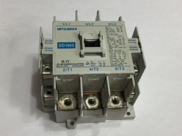 三菱　　電磁接触器　SD-N65 . WJ04R_画像1