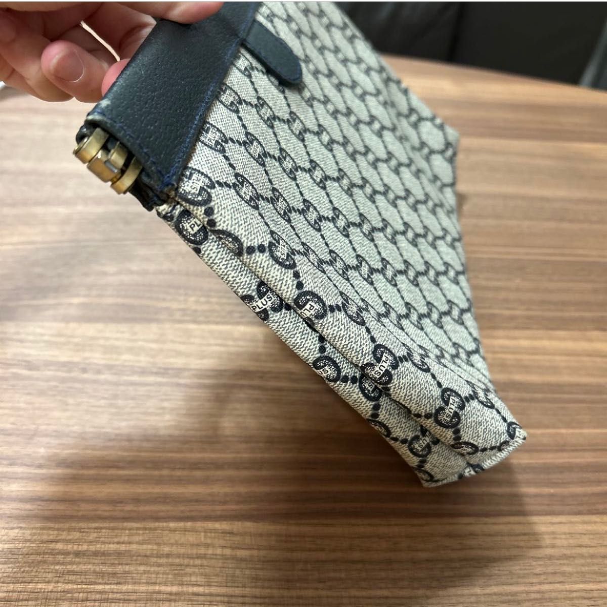 Old Gucci GGモノグラム クラッチバッグ GUCCI オールドグッチ クラッチバッグ|Yahoo!フリマ(旧PayPay