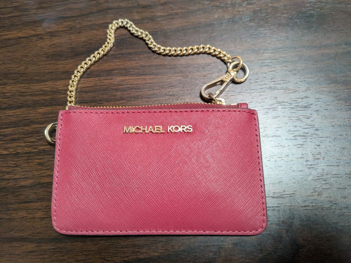 国内発送!◆MICHAEL KORS◆マイケルコース パスケース 定期入れ MICHAEL KORS マイケルコース パスケース 定期入れ|Yahoo