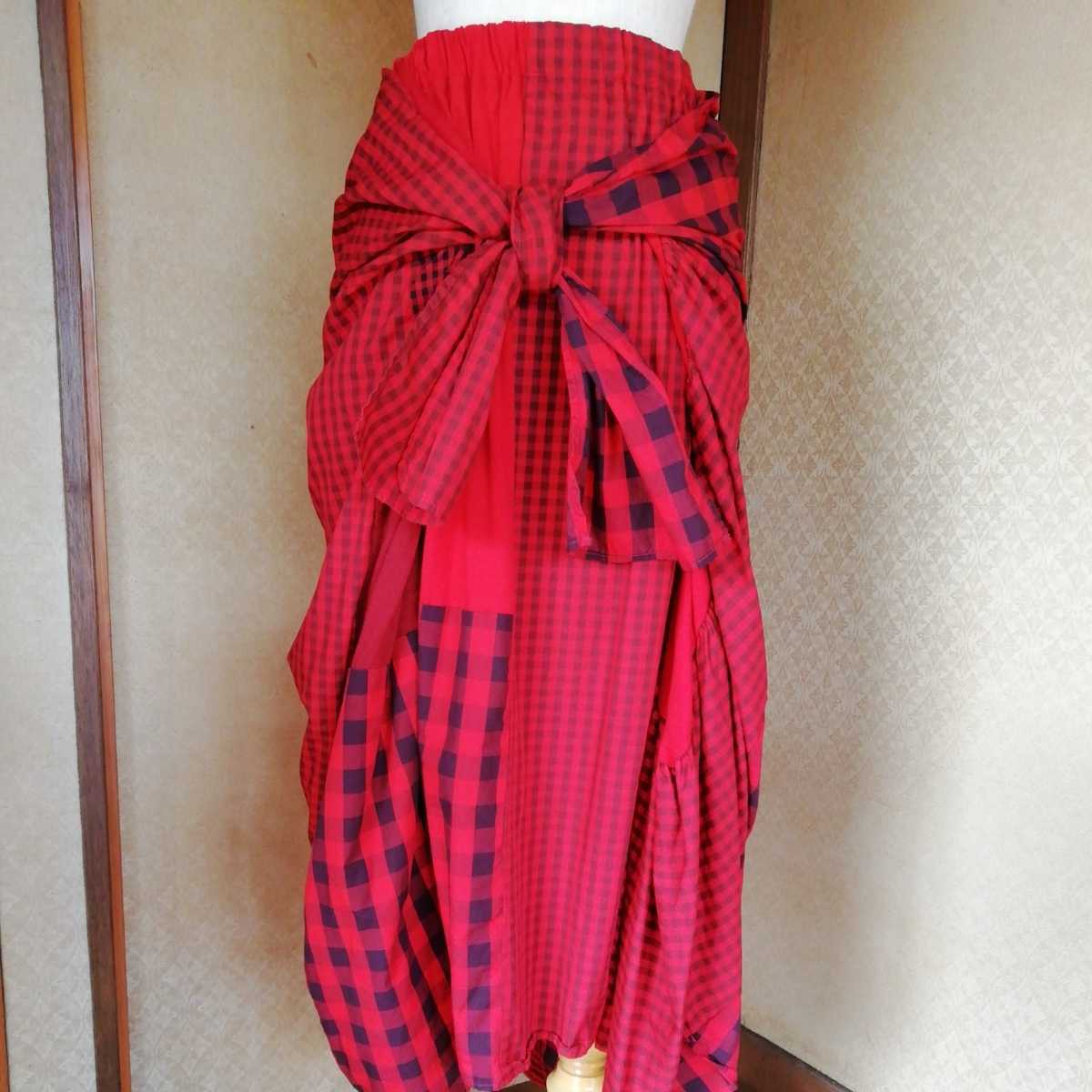 ZUCCa　赤×黒ギンガムチェックロングスカート