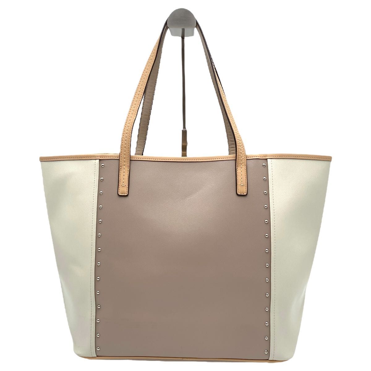 未使用品☆コーチ☆トート ショルダー バッグ 肩掛け A4 可能☆ブティック品 美品 コーチ coach トートバッグ 肩掛け A4 ショルダー スタッズ