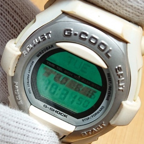 カシオ TUBEコラボG-SHOCK G-COOL 腕時計 レア GT-004 カシオ TUBEコラボG-SHOCK G-COOL 腕時計 レア GT-004
