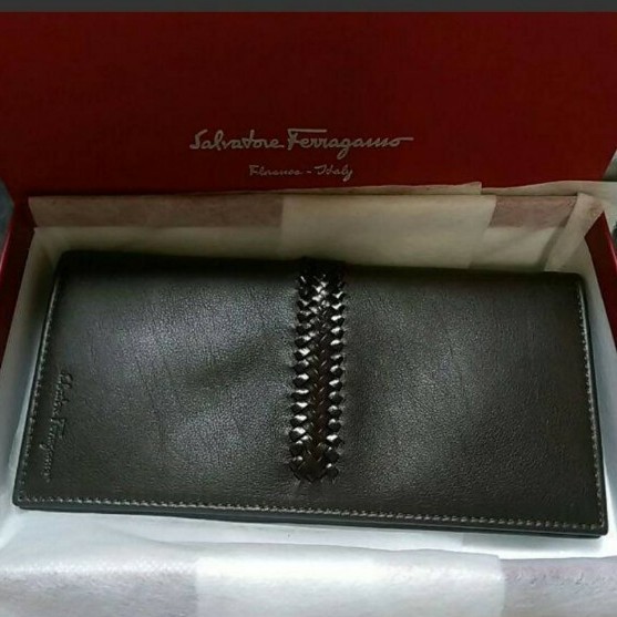 長財布 新品・未使用 Salvatore Ferragamo メンズファッション 財布 ...