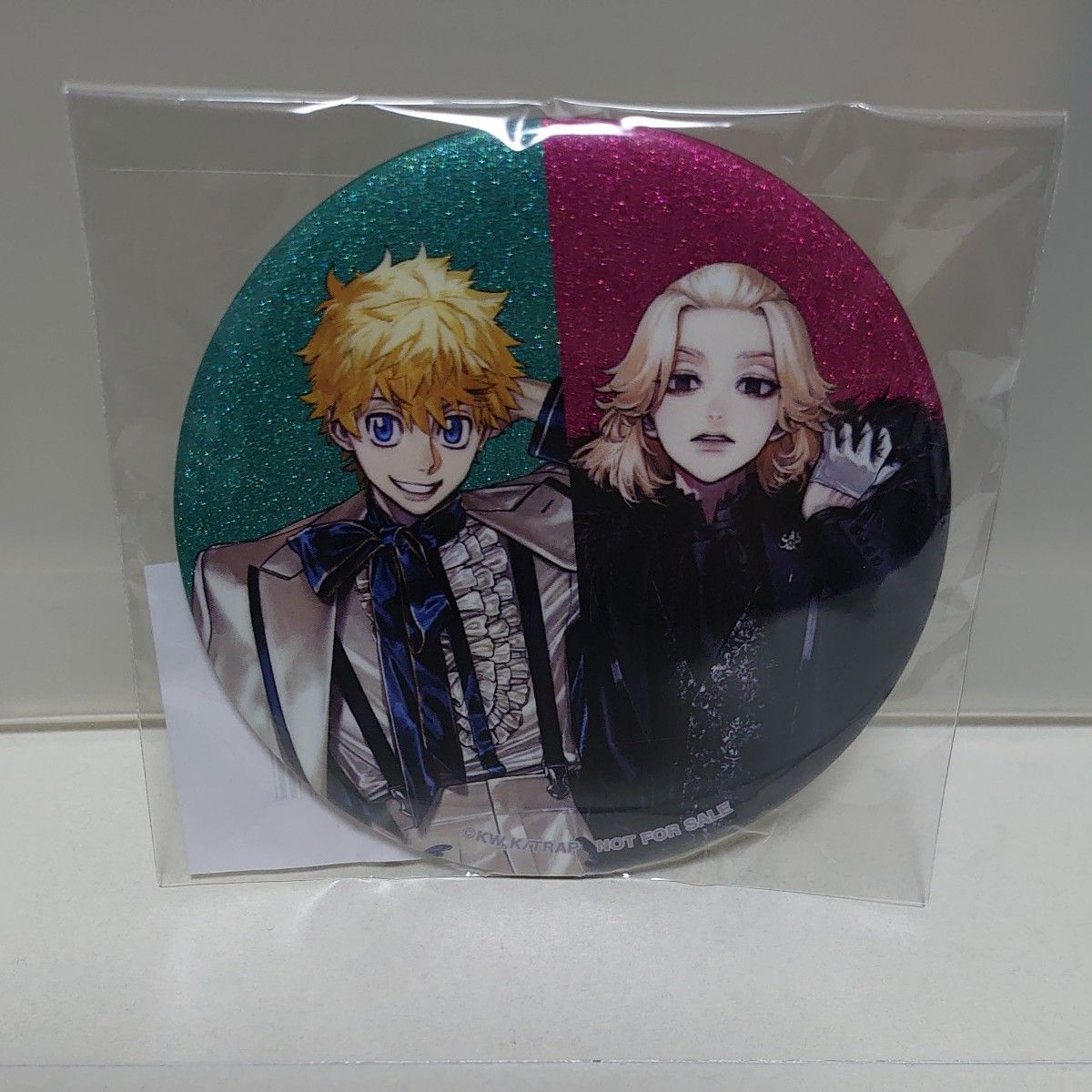 東リべ AU 缶バッチ 特典 スーツ 東京リベンジャーズ 佐野万次郎 花垣武道 東京リベンジャーズ AU スーツ 特典 グリッター缶バッジ 花垣