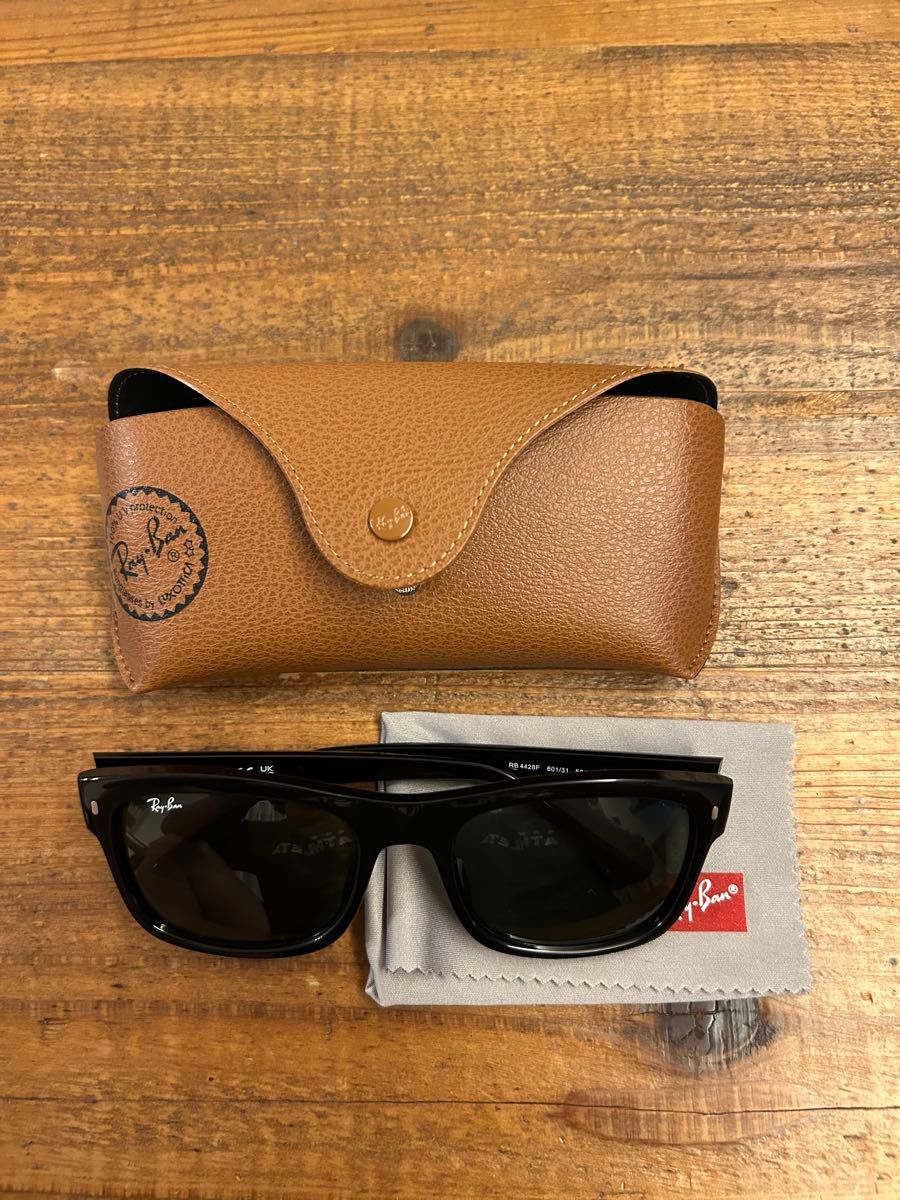 Ray-Ban Wayfarer ブラック サングラス ケース付き Ray-Ban サングラス ケース付き ブラック 黒|Yahoo!フリマ(旧